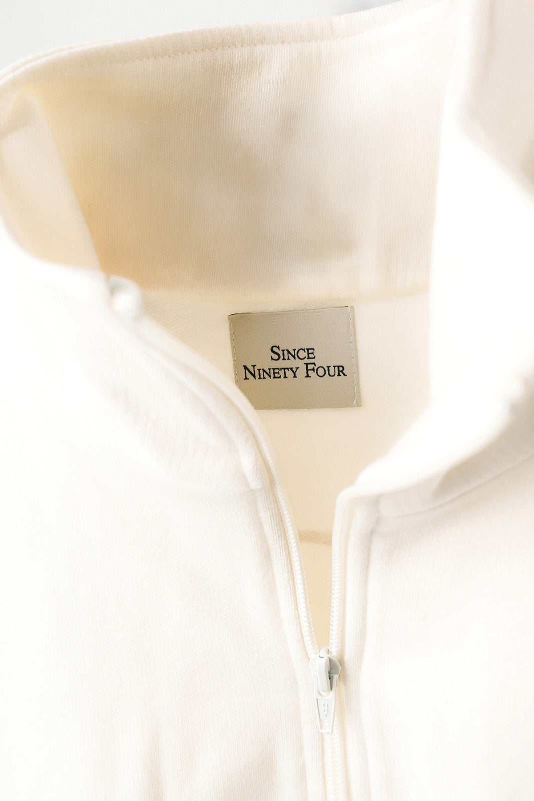Sudadera Crema 02