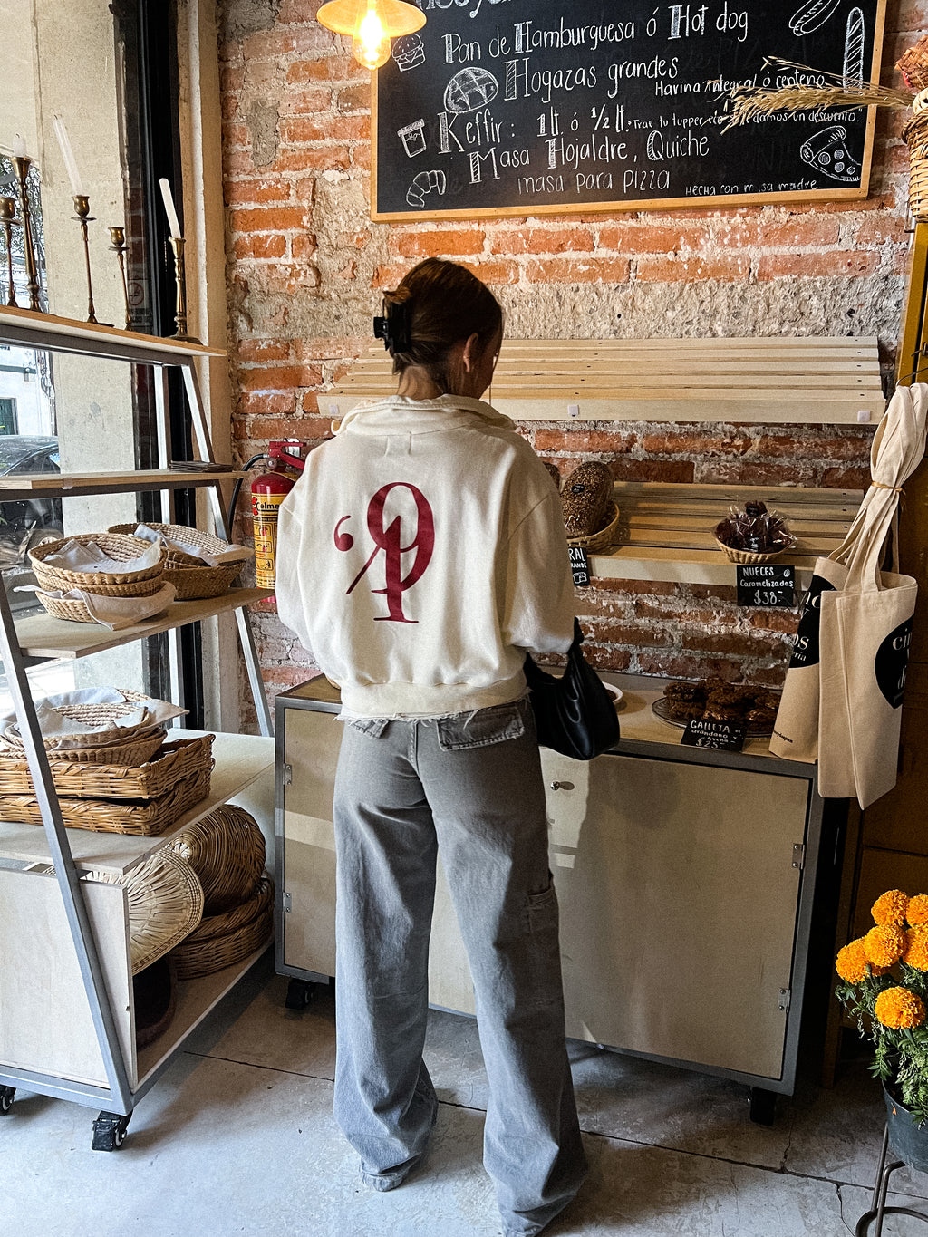 Sudadera Crema 02